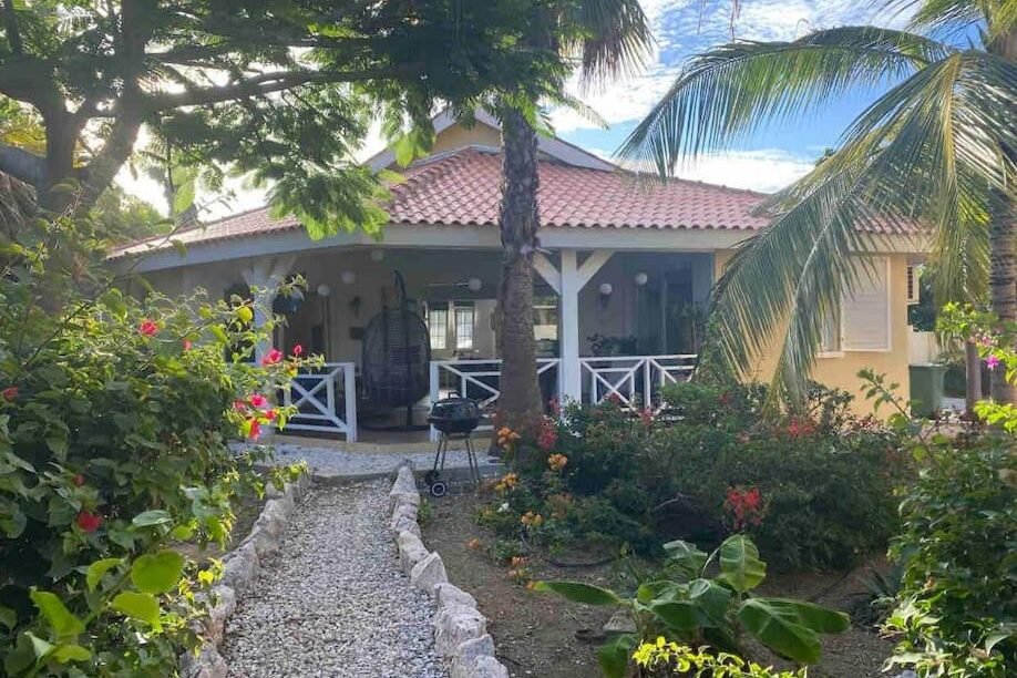 Luxury Villa Jan Thiel