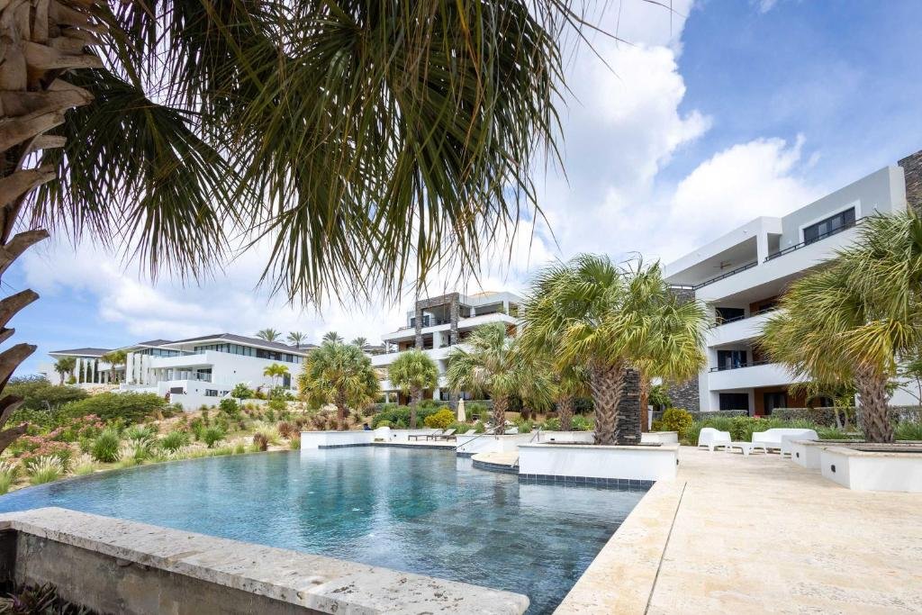 The Shore at Blue Bay Rental Villas