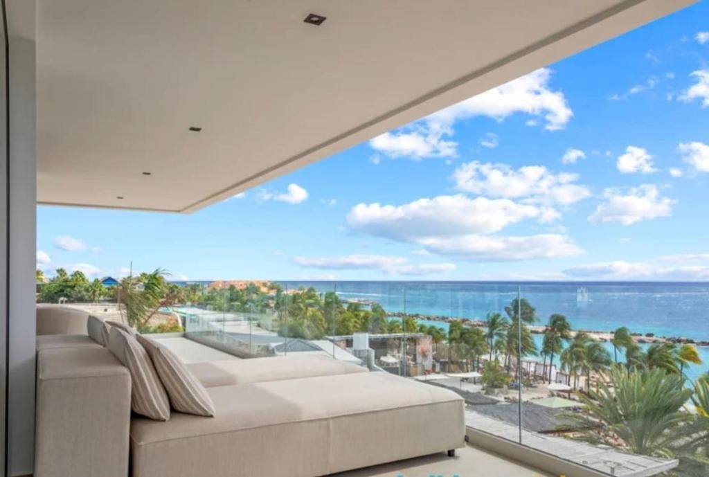 Rental House In Mambo Beach